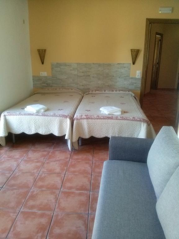 Hostal Suetxe Los Arcos Habitación foto